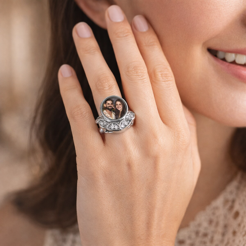 💍💖 Diamond Heart Photo Projection Ring on model